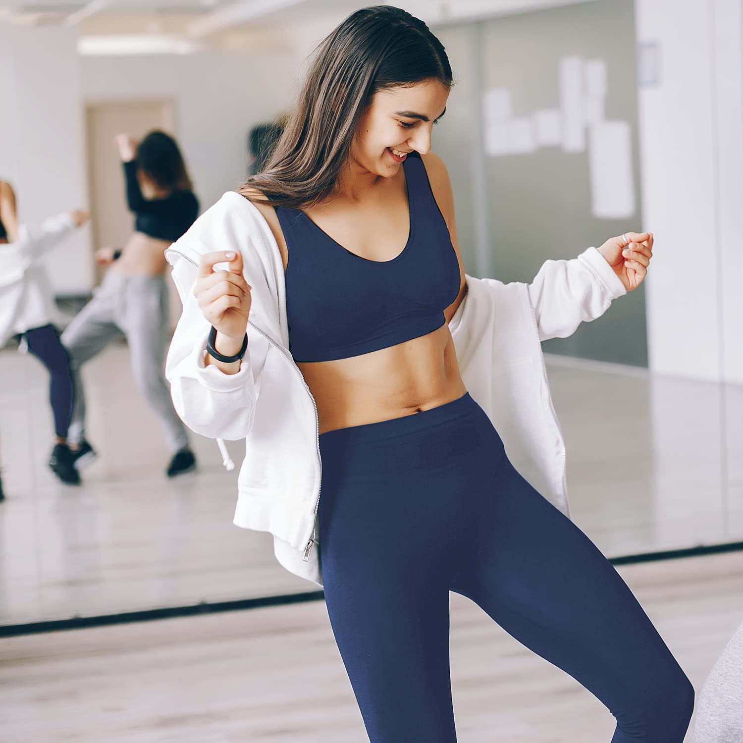 I Tested Gym Leggings: Are They Really See Through